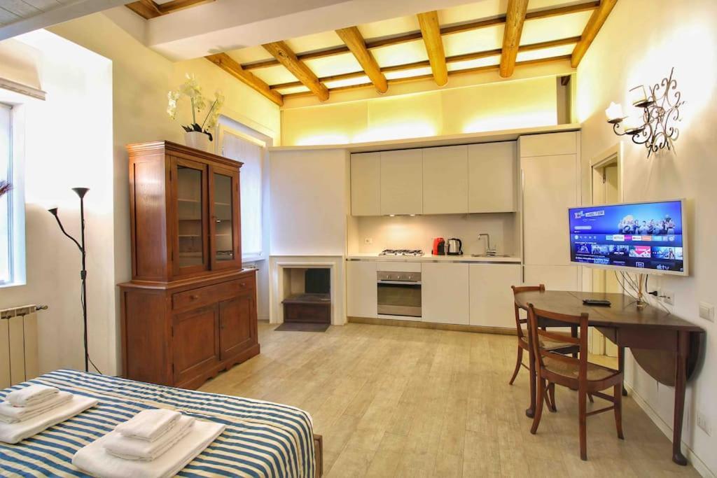Apartment Cozy Flat In Trastevere By Yourhost Rom